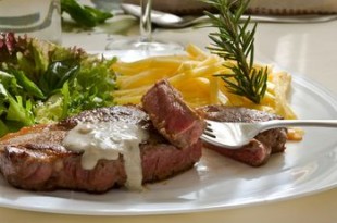 Grillowane steki wołowe z pieprzem